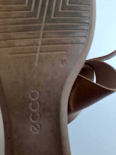 Ecco sandal